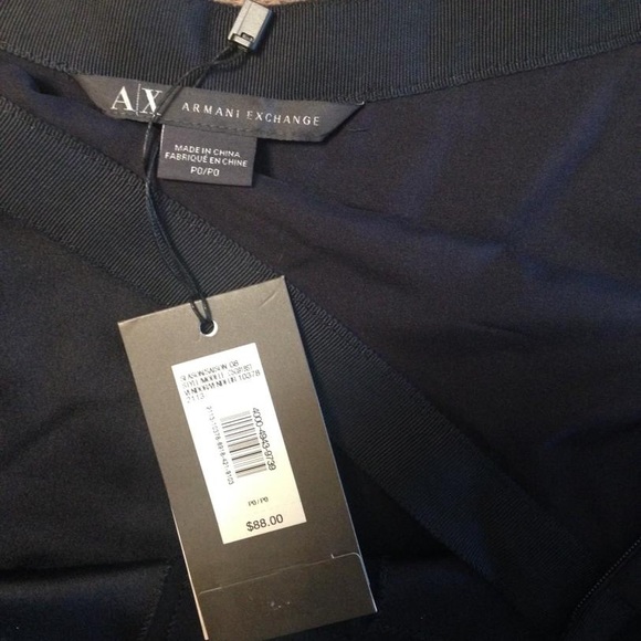 Armani exchange short skirt - Picture 3 of 4